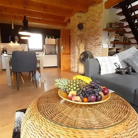 Vakantiehuis Large, Comfortable Home, Sauna, Jacuzzi