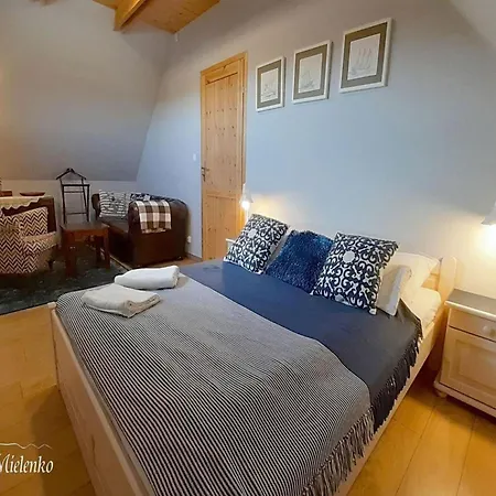 Vakantiehuis Large, Comfortable Home, Sauna, Jacuzzi *