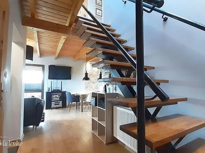 Holiday home Large, Comfortable Home, Sauna, Jacuzzi *