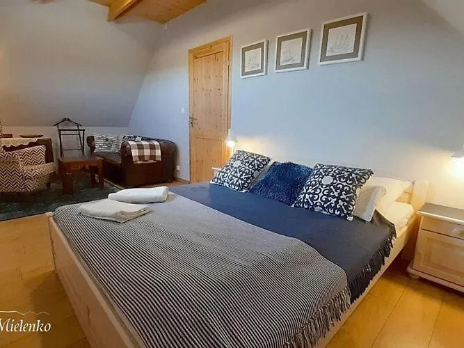 Holiday home Large, Comfortable Home, Sauna, Jacuzzi